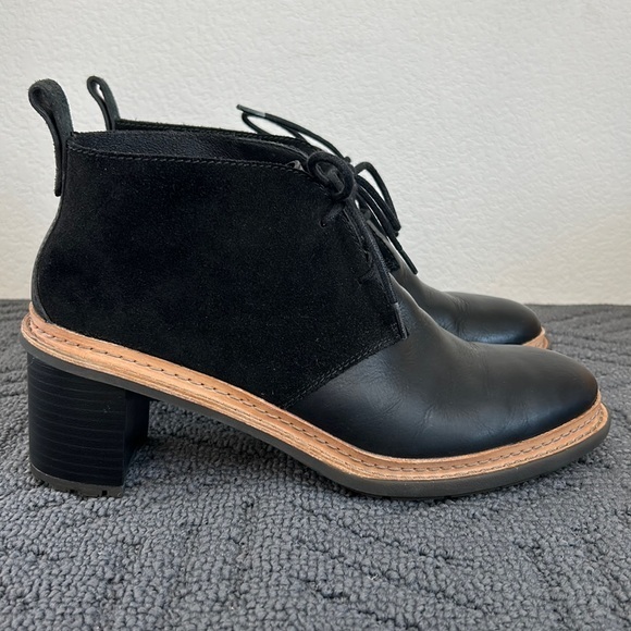 Clarks Shoes - Clarks Shoes Adult 9.5 Black Suede Leather Ankle Boot Chunky Heel Oxford Women